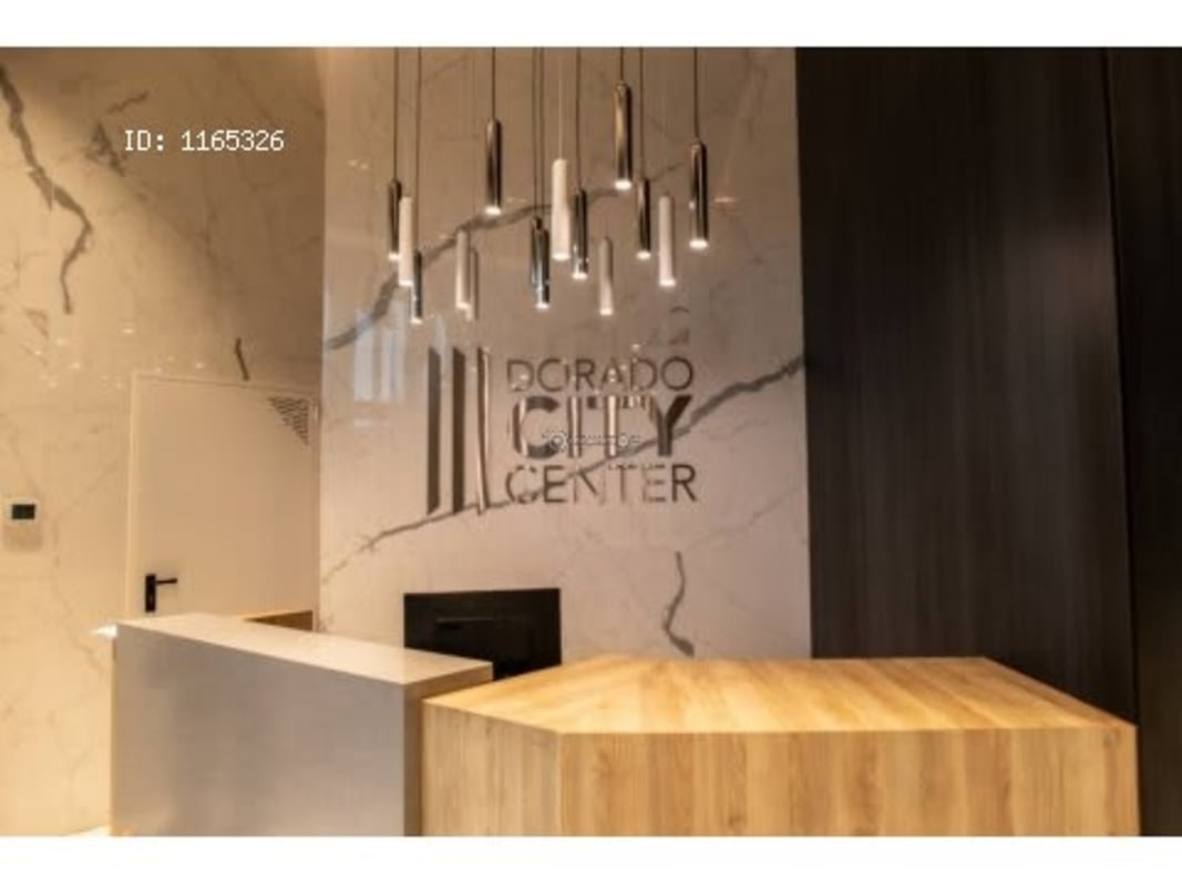 Marble walls and multiple elevators Dorado City Center Panama office area