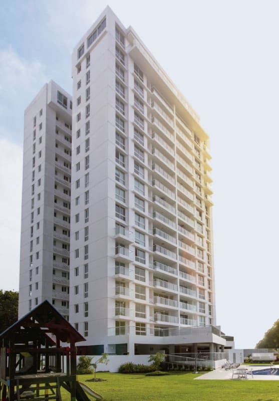 3BR Condo with Balcony & Pool in Clayton Park II