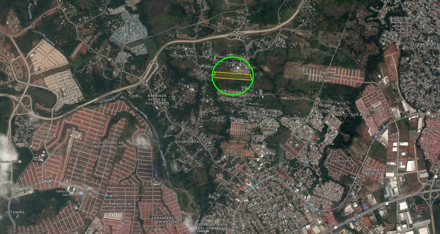 Satellite image showing highlighted 5-hectare property in Pedregal area Panama City near airport