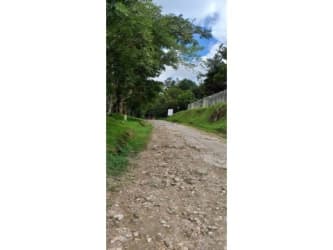 15,000m2 Lot for Sale in El Valle de Anton Entrance
