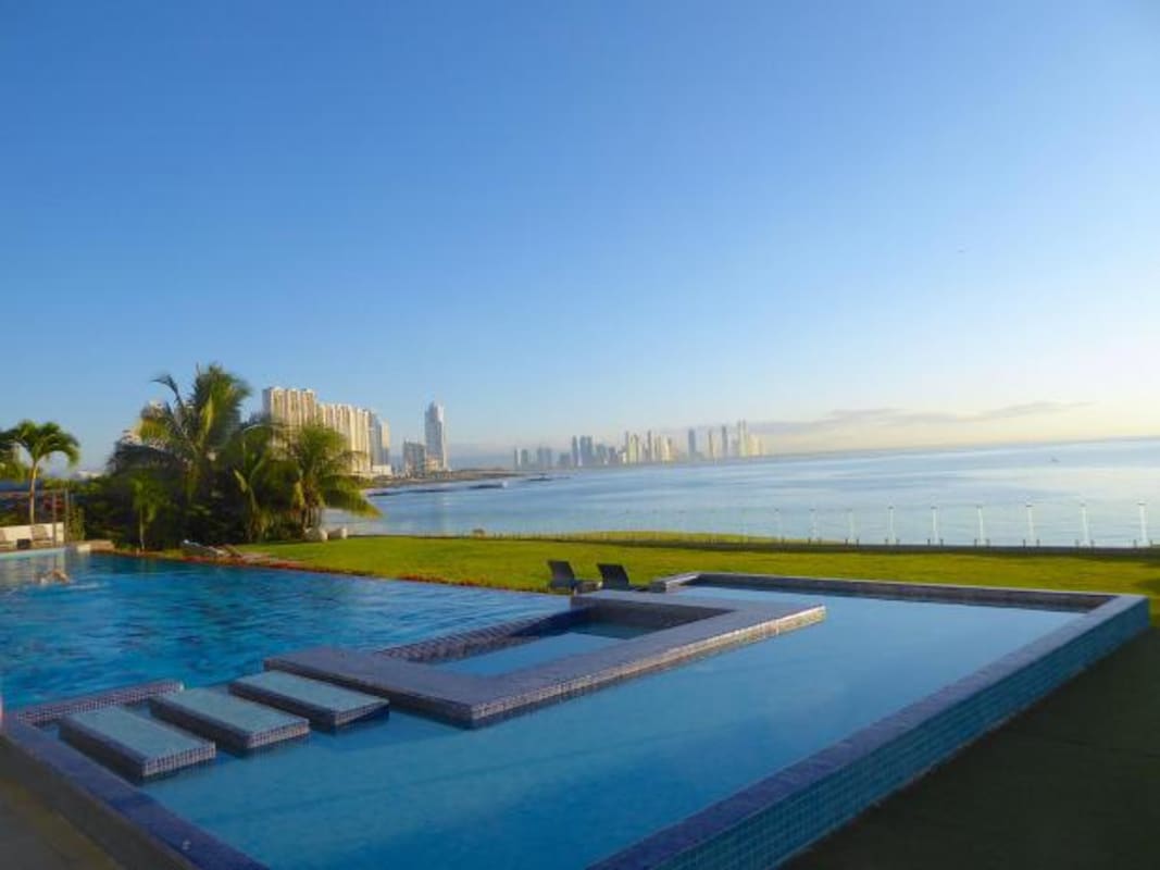 Luxury beachfront villa with ocean and skyline view perfect for pool addition Isla Saboga
