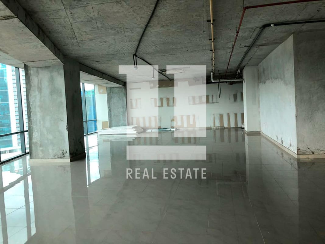 Panoramic view unfinished open office floor in Financial Park Tower Costa del Este Panama