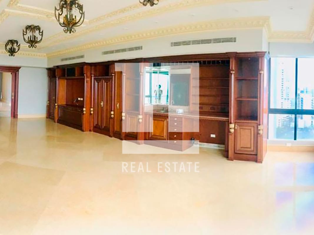 Penthouse marble bathroom with double vanity and sea views in PH Panamar Panama City