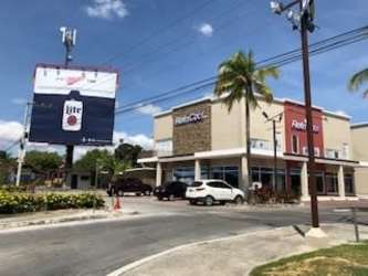 Commercial Plaza Space Coronado 422m2 for Sale