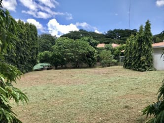 Corner vacant lot across from terminal and close to shopping in Chitré downtown Panama