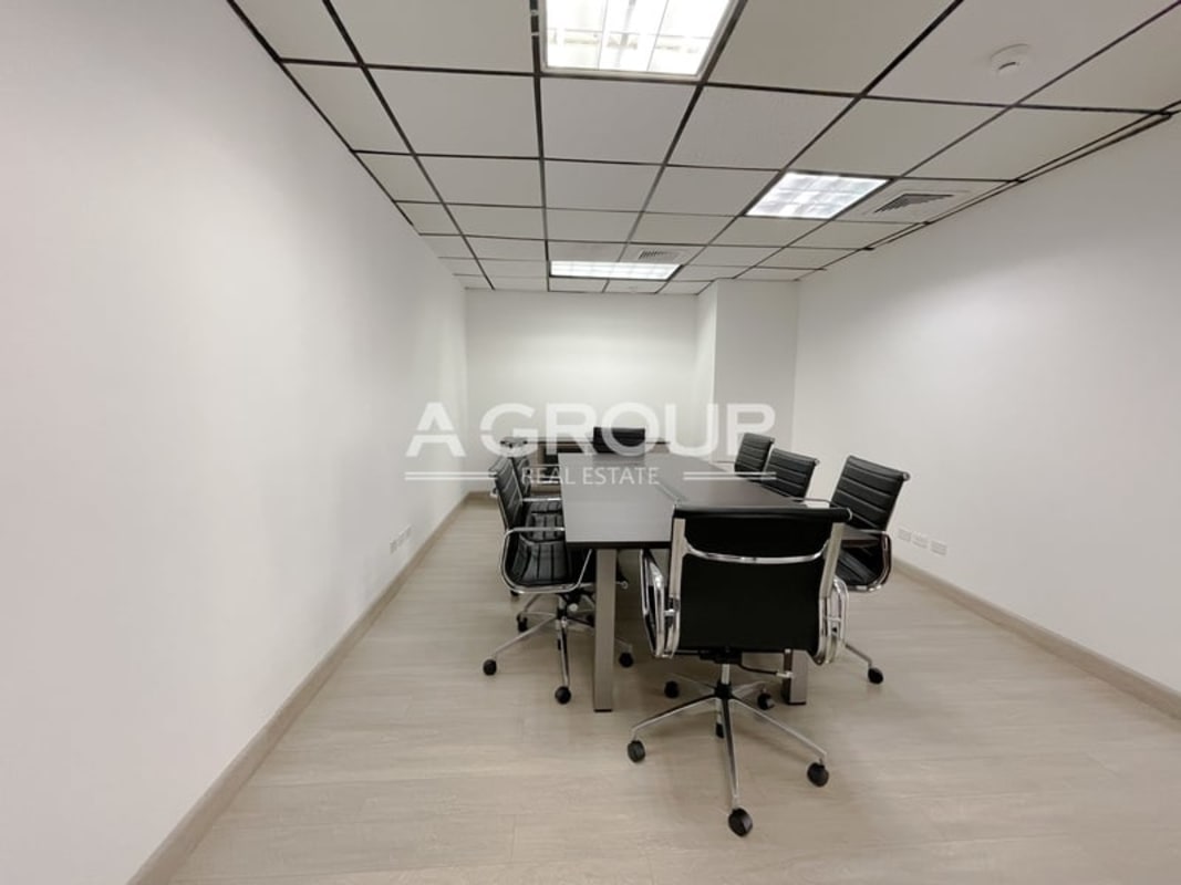 Large open workspace with floor windows city skyline view in Humboldt Tower Marbella Panama