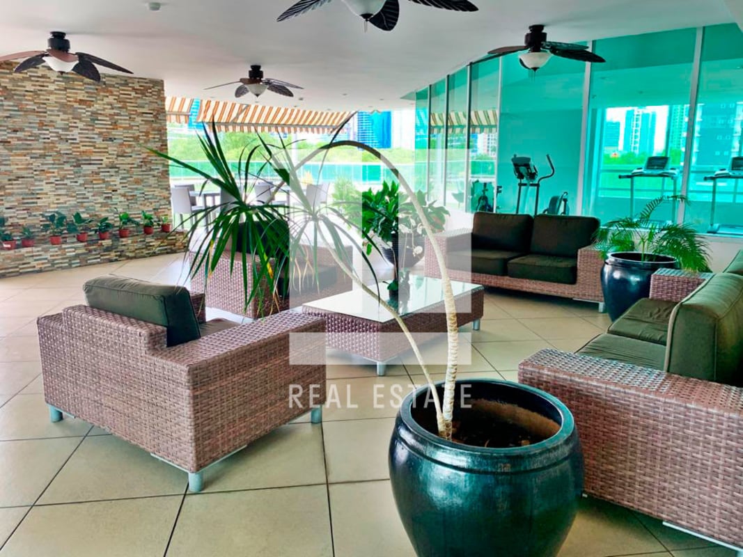 Costa del Este Park-View 3BR Condo PH Costa Real