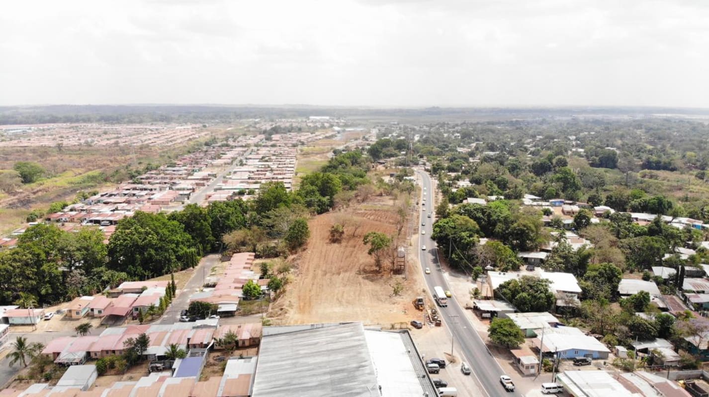 9000m² Flat Land with 170m Frontage in Pacora, Ideal for Retail Plaza or Housing