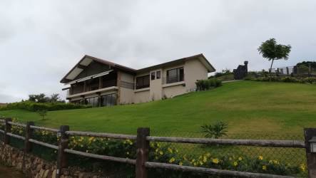 Spectacular hillside views near Laguna de San Carlos residential land Panama