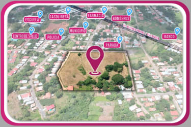 Map view showing approved zoning and nearby community features in Parita Panama