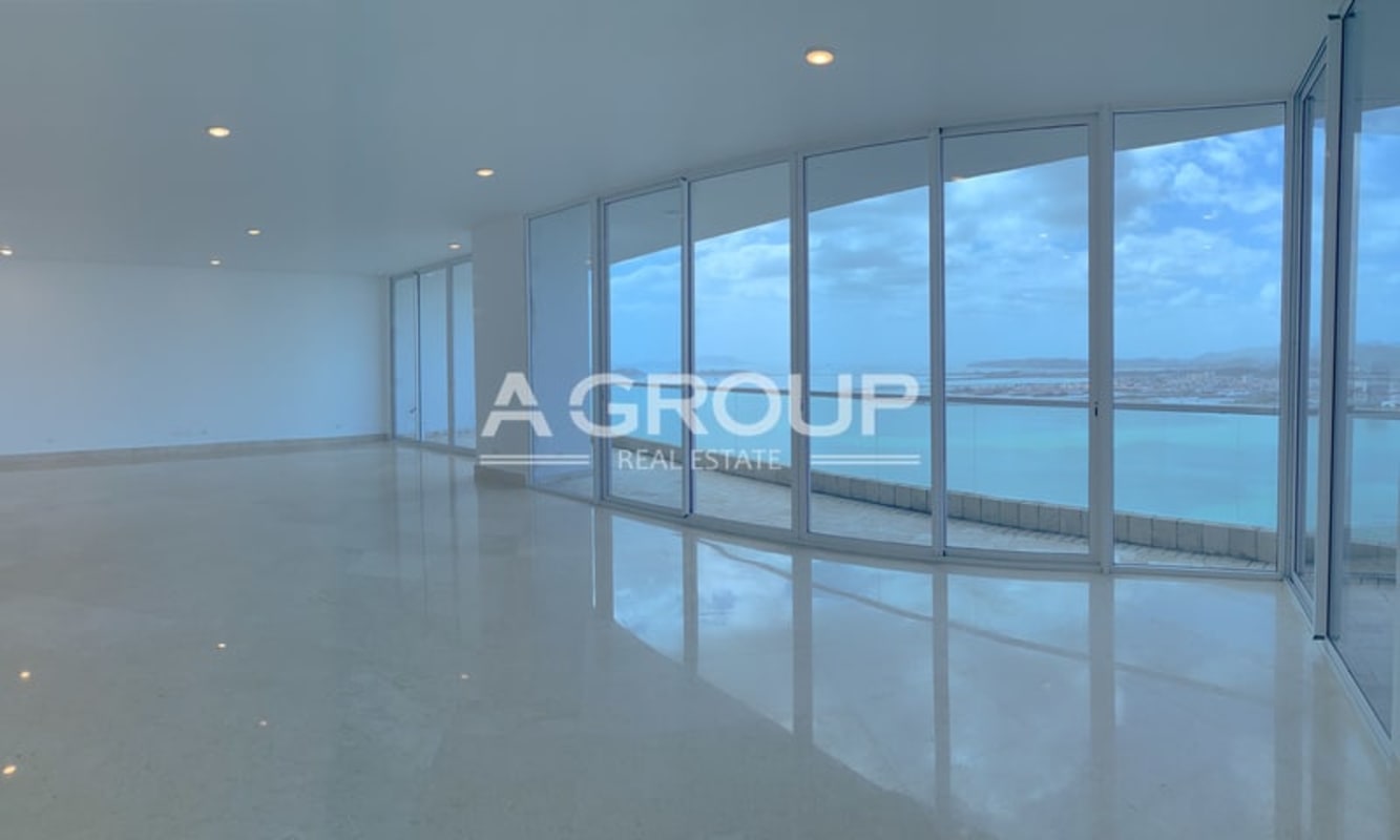 Spacious kitchen with Italian granite counters and city views in The Point Tower Panama