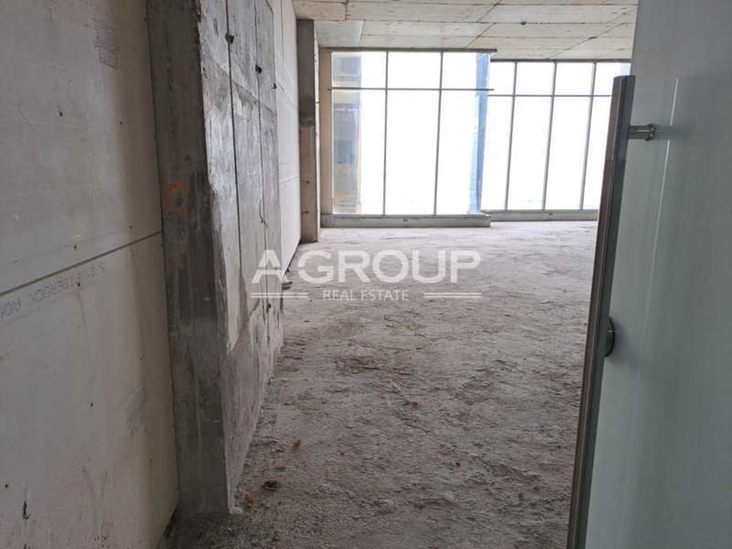 Large shell commercial space with open layout and panoramic windows at PH BICSA Tower