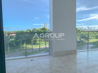 Apartment for Sale in Santa Maria - 4 bedrooms