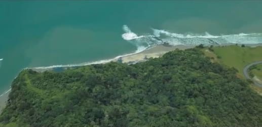 Pacific coastline with prime 8 hectare beach parcel for project at San Carlos Panama