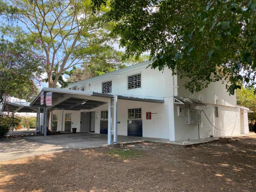 Full exterior two-level office building with tropical garden and parking Urbanización La Boca Panama