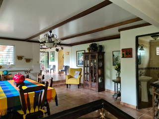 Country House with Guest Cottage for Sale in Antón - 6 bedrooms