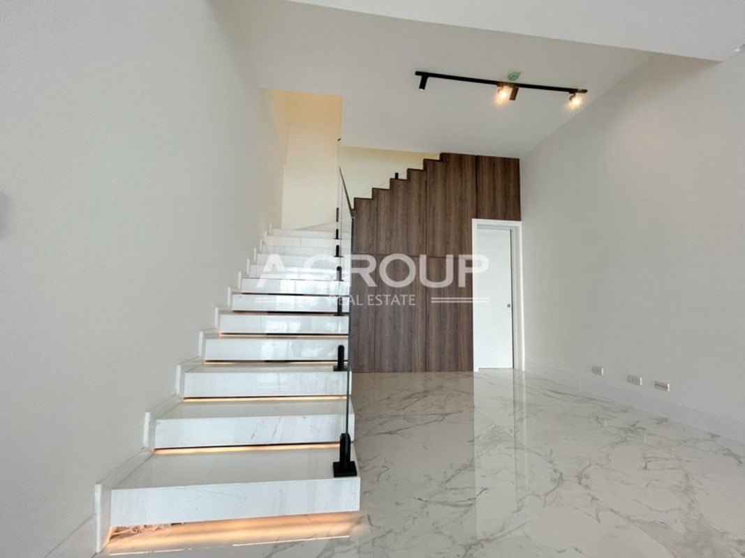 Floating marble staircase and modern design in Ocean Reef penthouse luxury apartment Panama