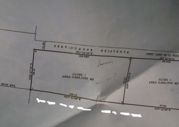 Survey plan for 1 hectare land parcel zoned commercial residential with dimensions near Interamericana highway
