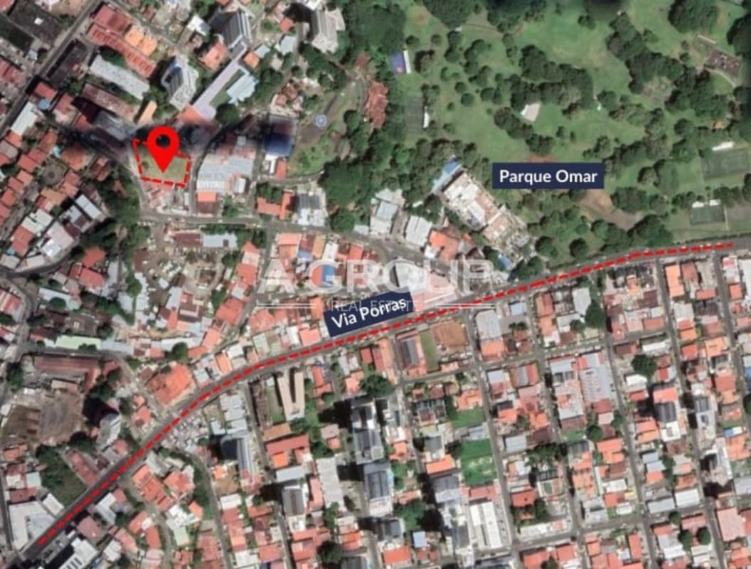 Large land parcel in Panama City with high-rise skyline, adjacent to Parque Omar ready for project