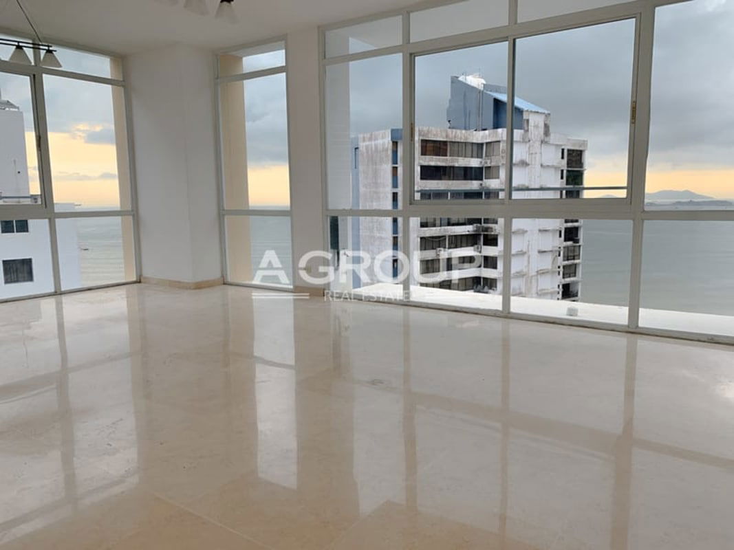 Luxury Penthouse with Sea View PH Vista del Sol in Punta Paitilla