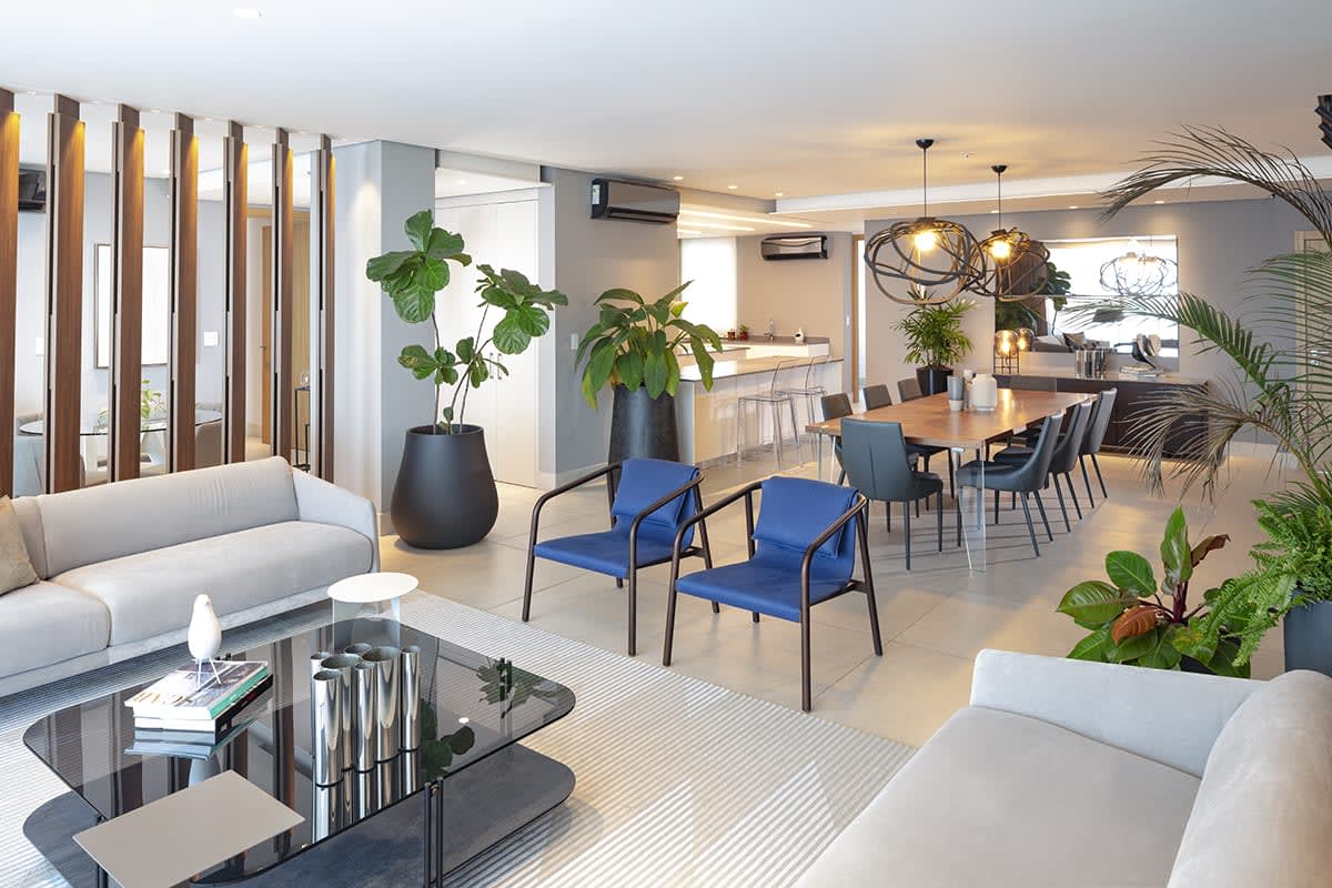 Spacious living and dining room with contemporary design at Riviera del Golf new apartments Panama