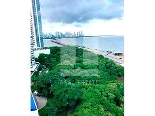 Penthouse Apartment for Sale in San Francisco - 3 bedrooms