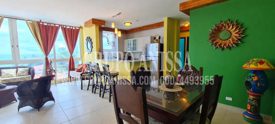 Modern bathroom with walk-in shower and porcelain tiles at PH Playa Corona Panama