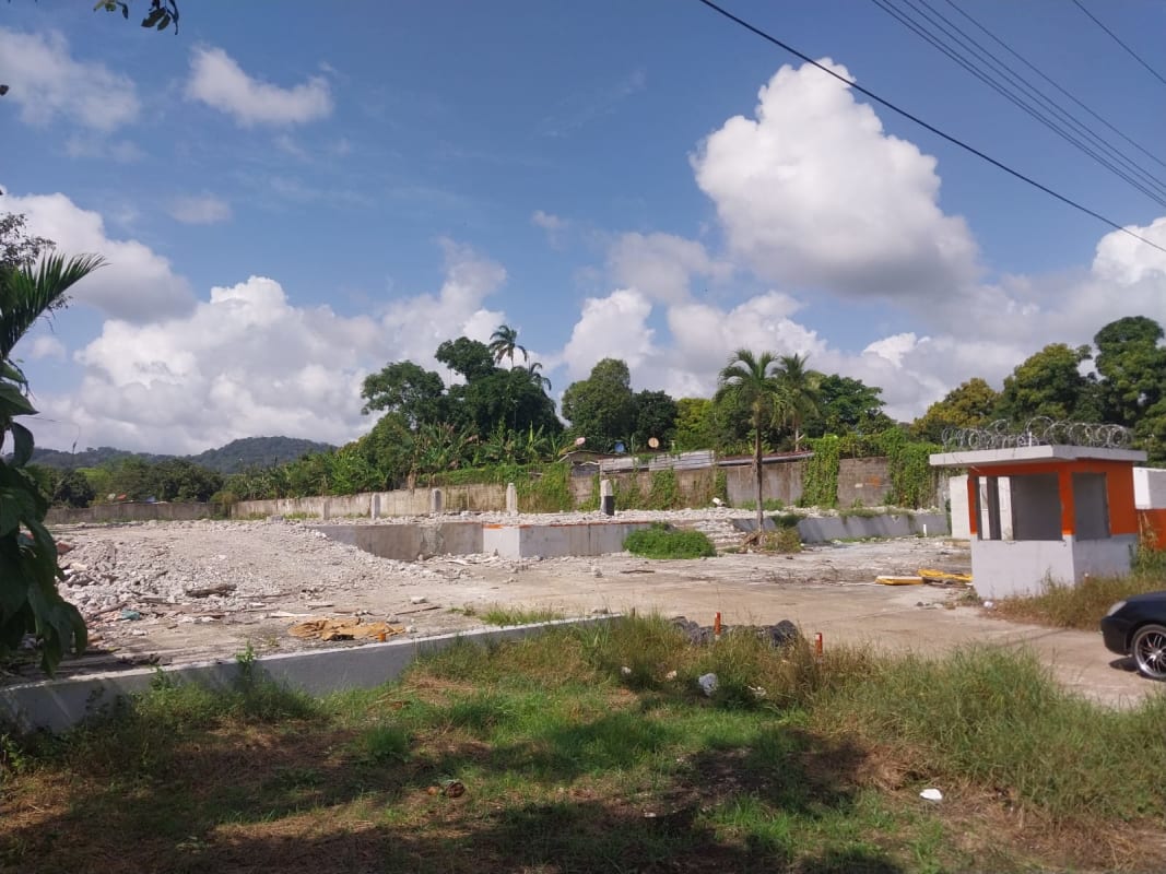 Vacant lot with fencing, entrance gate, security booth suitable warehouse or commercial project bank repossession Panama