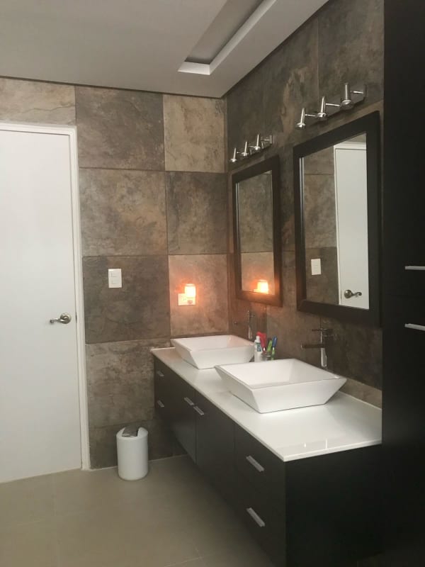 Remodeled 2BR Condo in El Carmen | Spacious 160m²