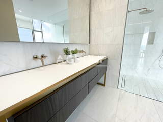 Condominium for Sale in Santa María - 4 bedrooms