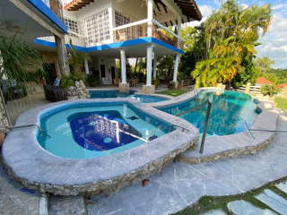 Luxury Beach Villa for Sale in Punta Barco - 8 bedrooms