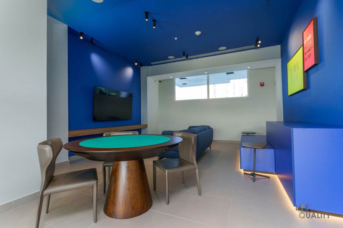 Fully equipped fitness center with panoramic windows in PH Vista Hermosa El Cangrejo Panama