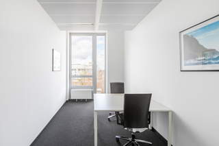 Commercial Office for Rent in Financial District - 0 bedrooms