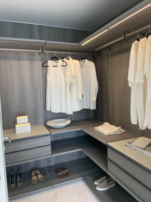 Master bedroom featuring floor-to-ceiling windows with ocean and city view in Punta Pacifica Ocean Reef Residence