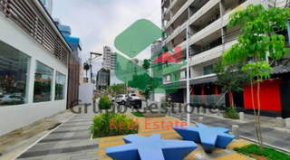 Mixed-use Building for Sale in Bella Vista - 10 bedrooms