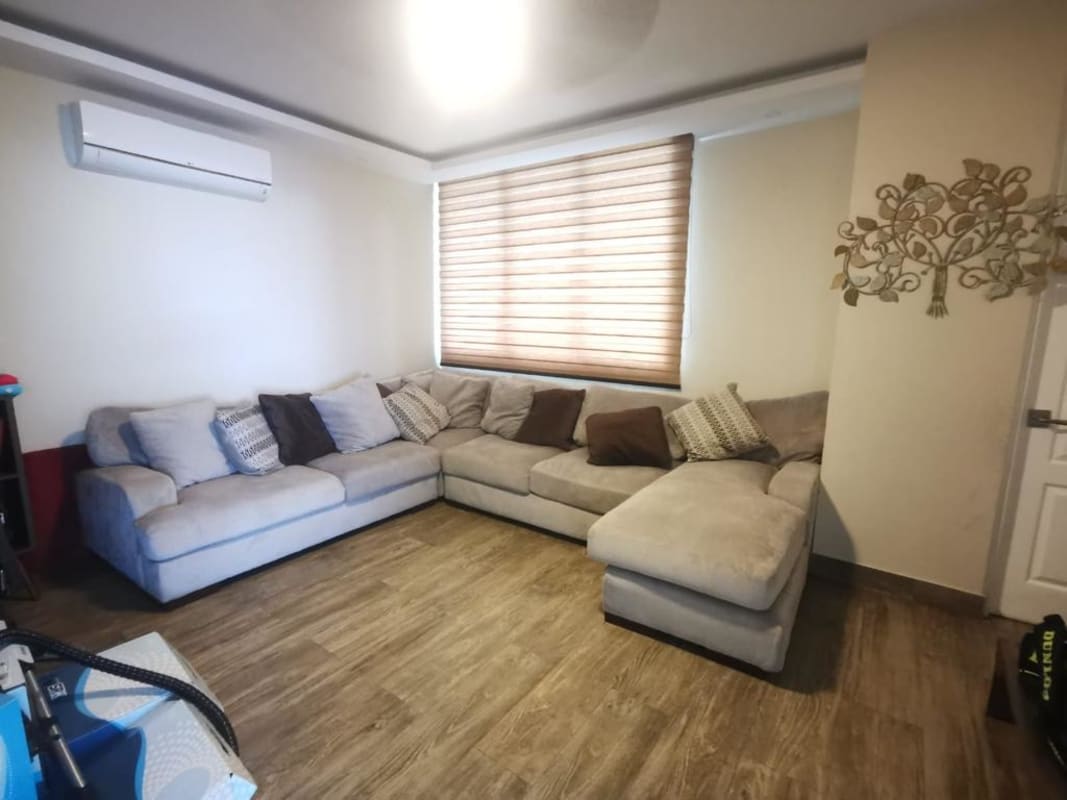 Bright secondary bedroom with ensuite bath PH Mystic Point Punta Pacífica