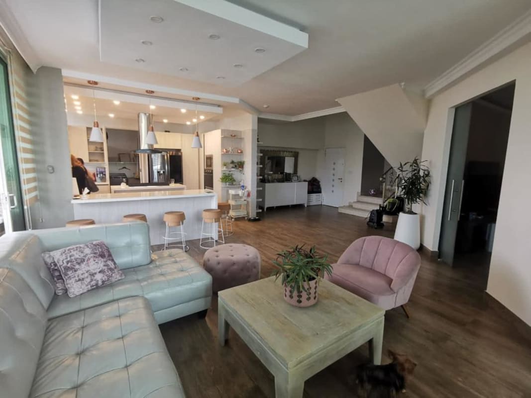 Spacious luxury living room ocean view in PH Mystic Point Punta Pacífica Panama