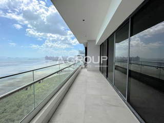 Apartment for Sale in Costa del Este - 3 bedrooms