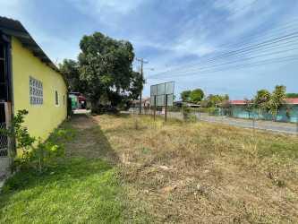 Vacant land with exposure on Avenida Dr. Belisario Porras, Pedasí Panama