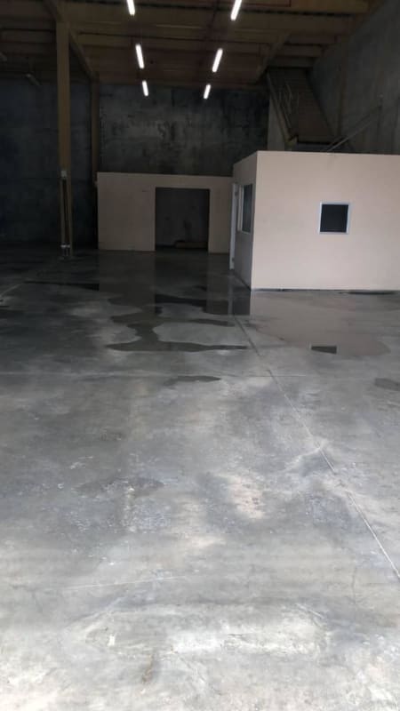 Secured entry gate and parking outside commercial warehouse in Juan Díaz industrial area Panama