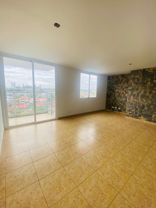 High-rise apartment balcony with panoramic city views PH Cosmopolitan Tower Panama