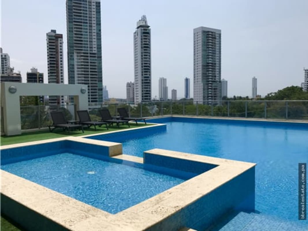 Modern rooftop swimming pool with skyline views at PH Residencias del Sol Carrasquilla Panama City