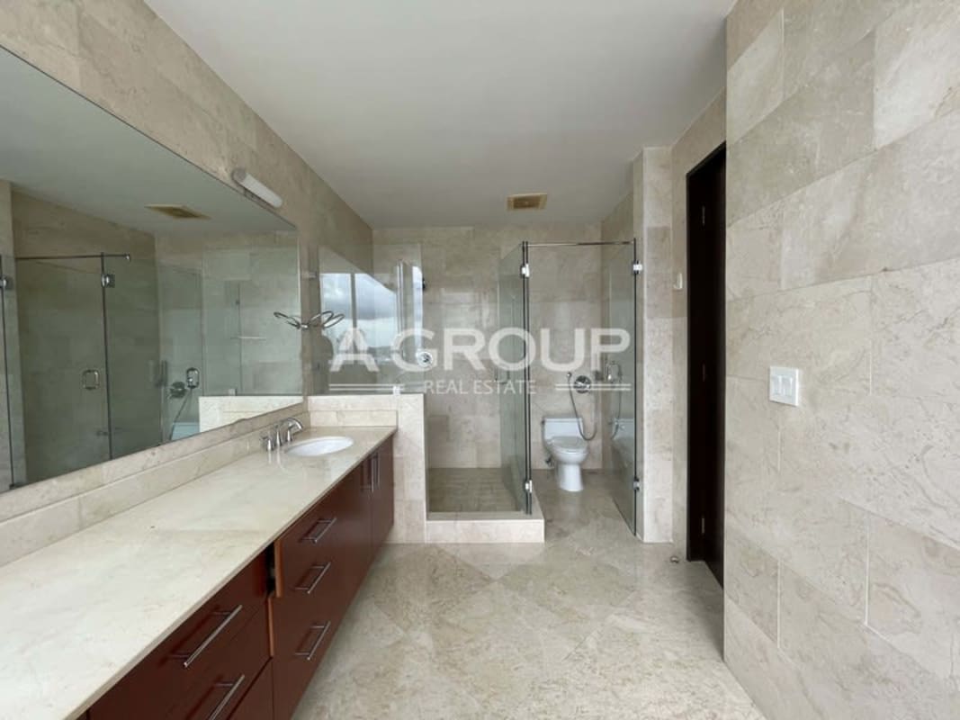 Spectacular 4BR Luxury Condo at The Point Punta Paitilla