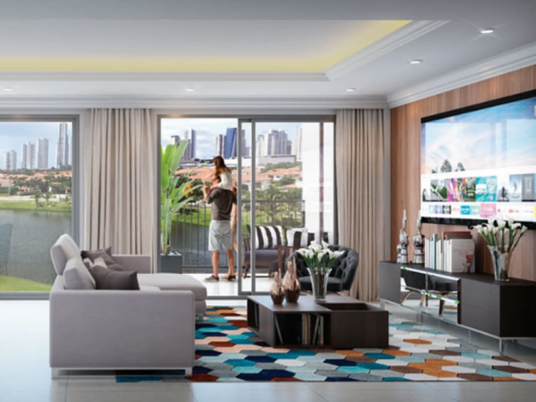 Living room with panoramic city and golf views in PH Pinnacle The Reserve Santa Maria Panama City