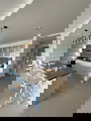 Apartment for Sale in Clayton - 3 bedrooms