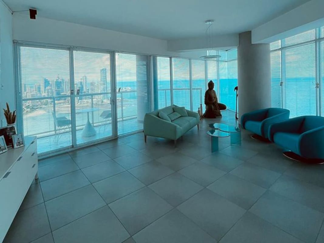 Contemporary kitchen with granite island stainless appliances PH Yacht Club Avenida Balboa