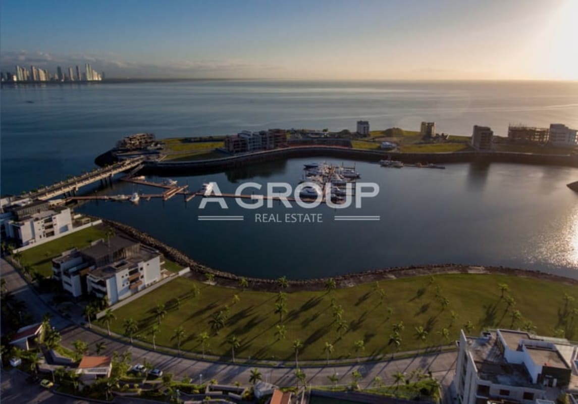 Luxury Waterfront Lot for Custom Home Ocean Reef Punta Pacifica