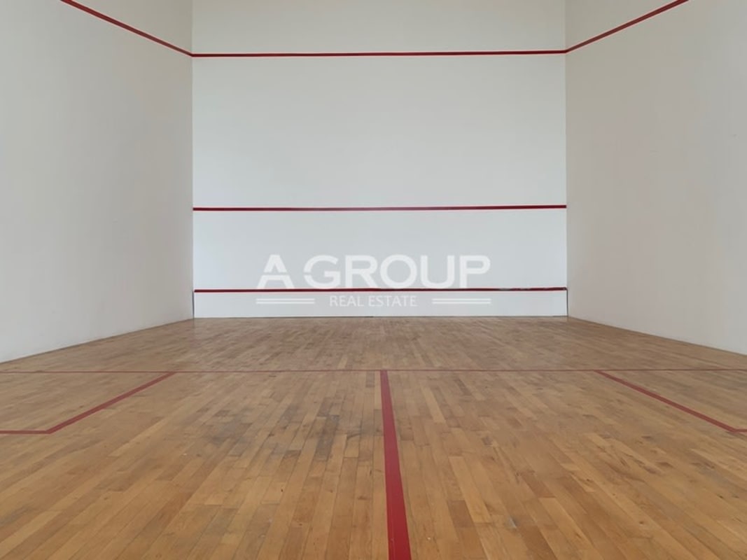 Luxury 3BR Apartment with Balcony The Towers San Francisco