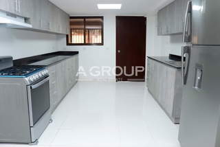 Single Family House for Sale in San Francisco - 4 bedrooms