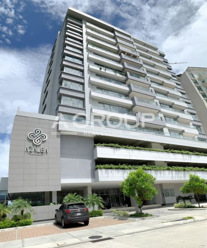Elegant living room with large windows and 3.3 m ceilings at PH Azalea Panama